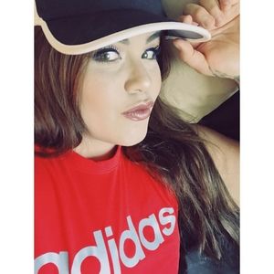 Meet your Posher, Nayeli